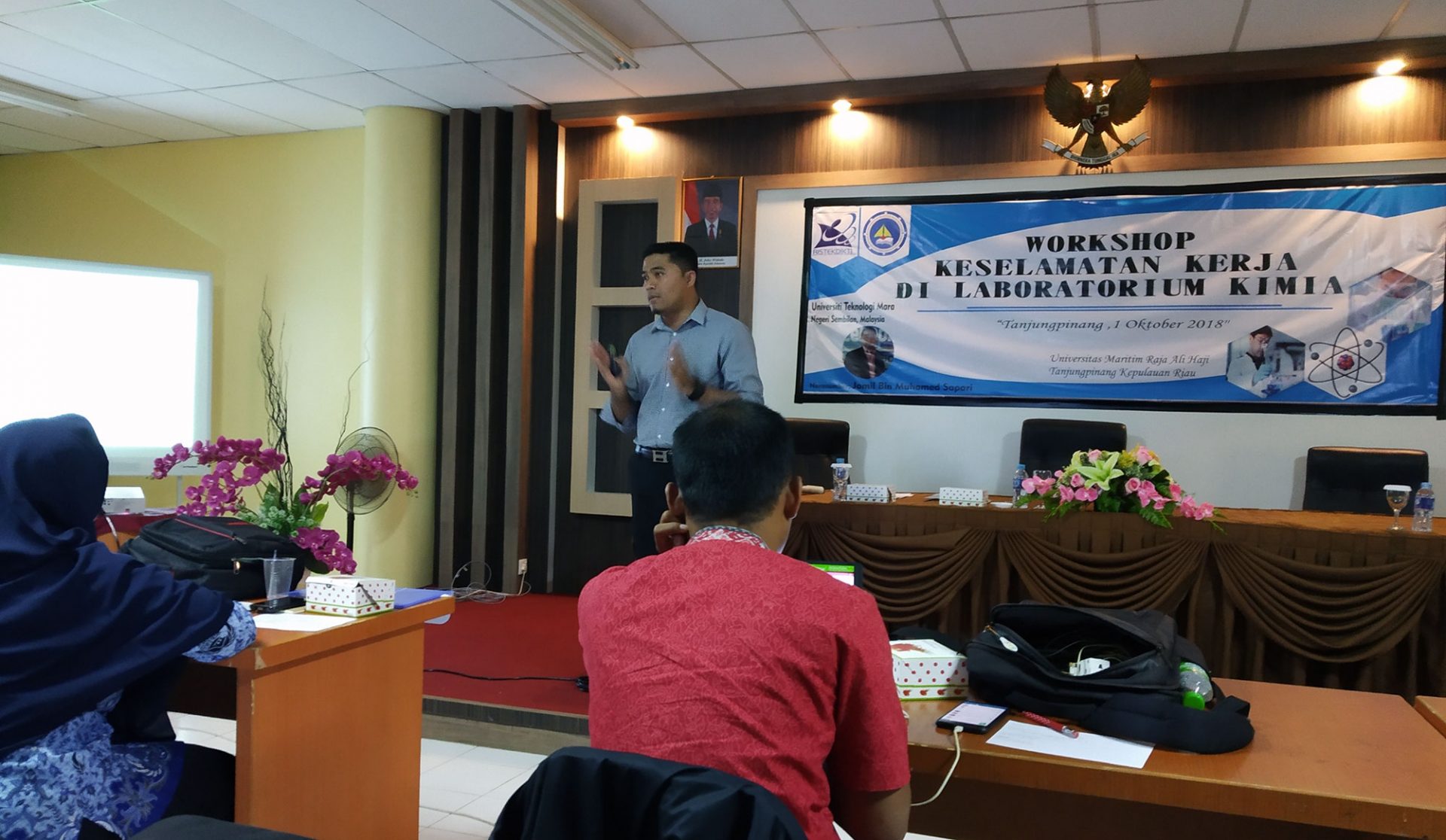 Read more about the article Workshop Keselamatan Kerja di Laboratorium Kimia Disambut Antusias